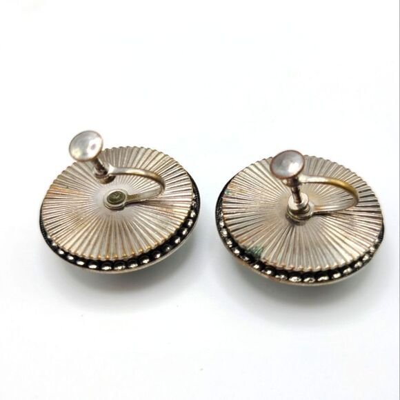 Vintage Screw Back Earrings,  Turquoise  silvertone - Picture 5 of 7